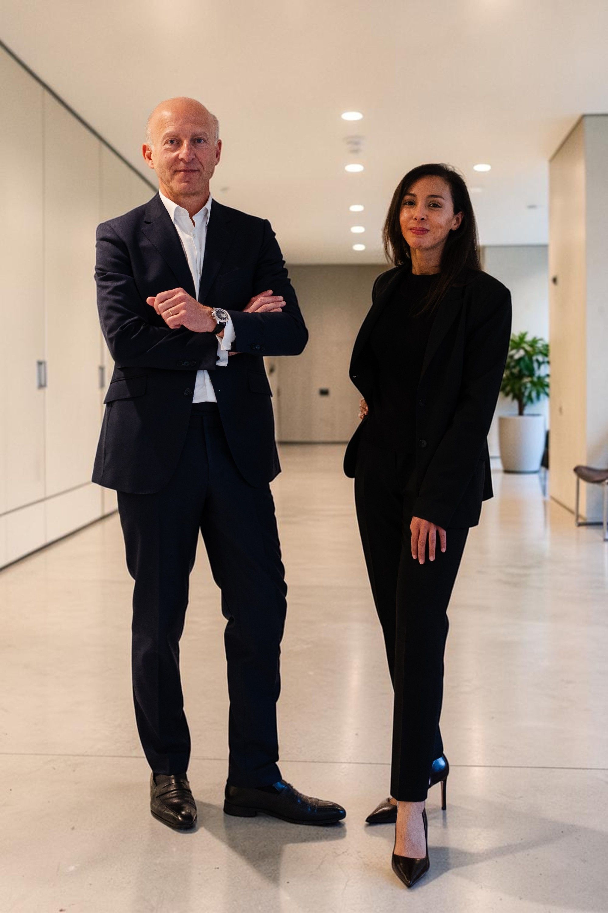 Laurent Meyer et Manal Amesrouy dans les bureaux 6AM